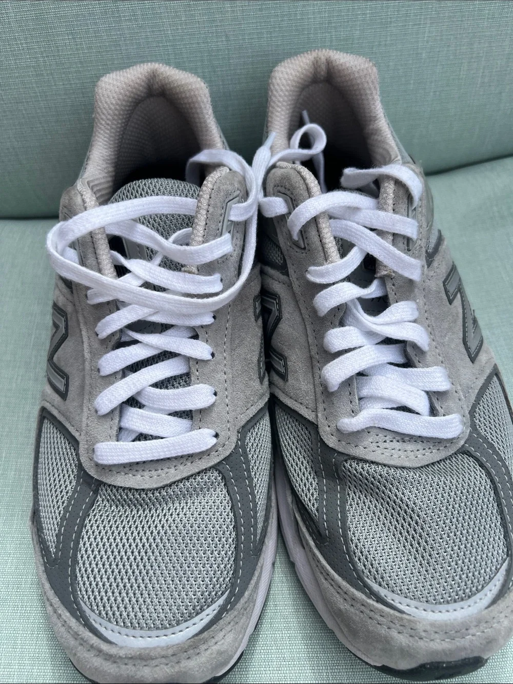 New Balance Grey 990’s V5 Classic Running Shoes size 8.5 2E (wide)
